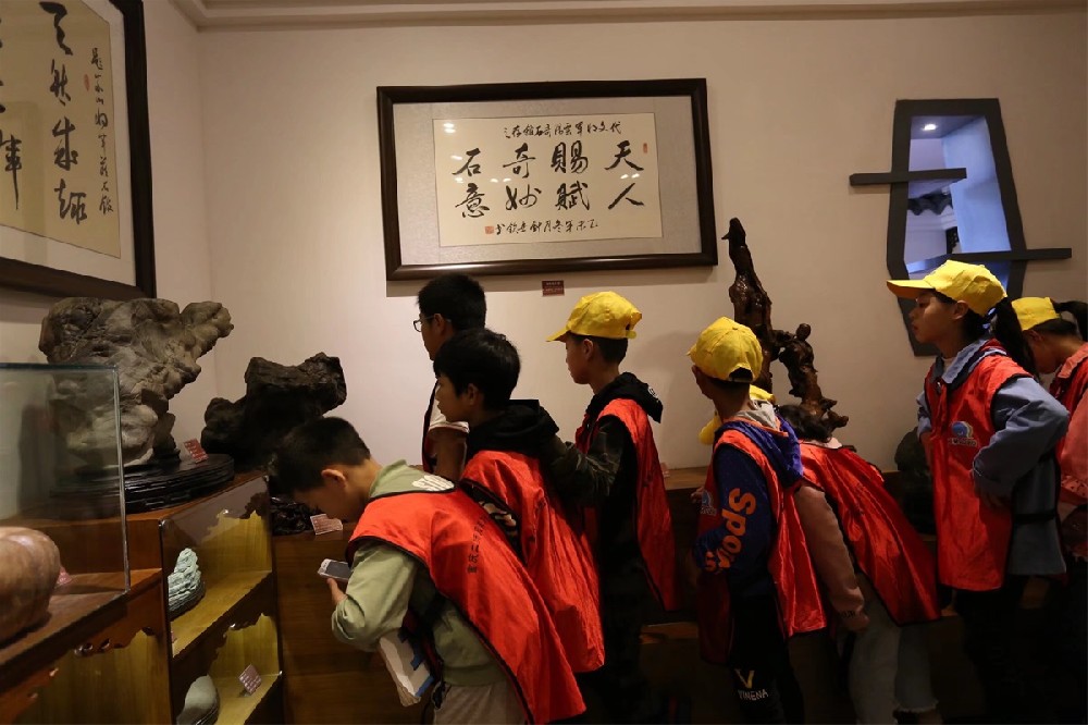 歧陽(yáng)小學(xué)研學(xué)
